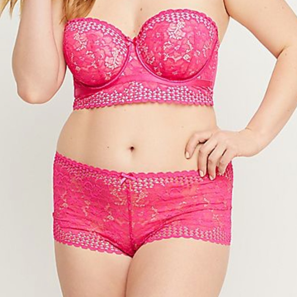 Cacique Cheeky Short Size 0 / 2 NWT